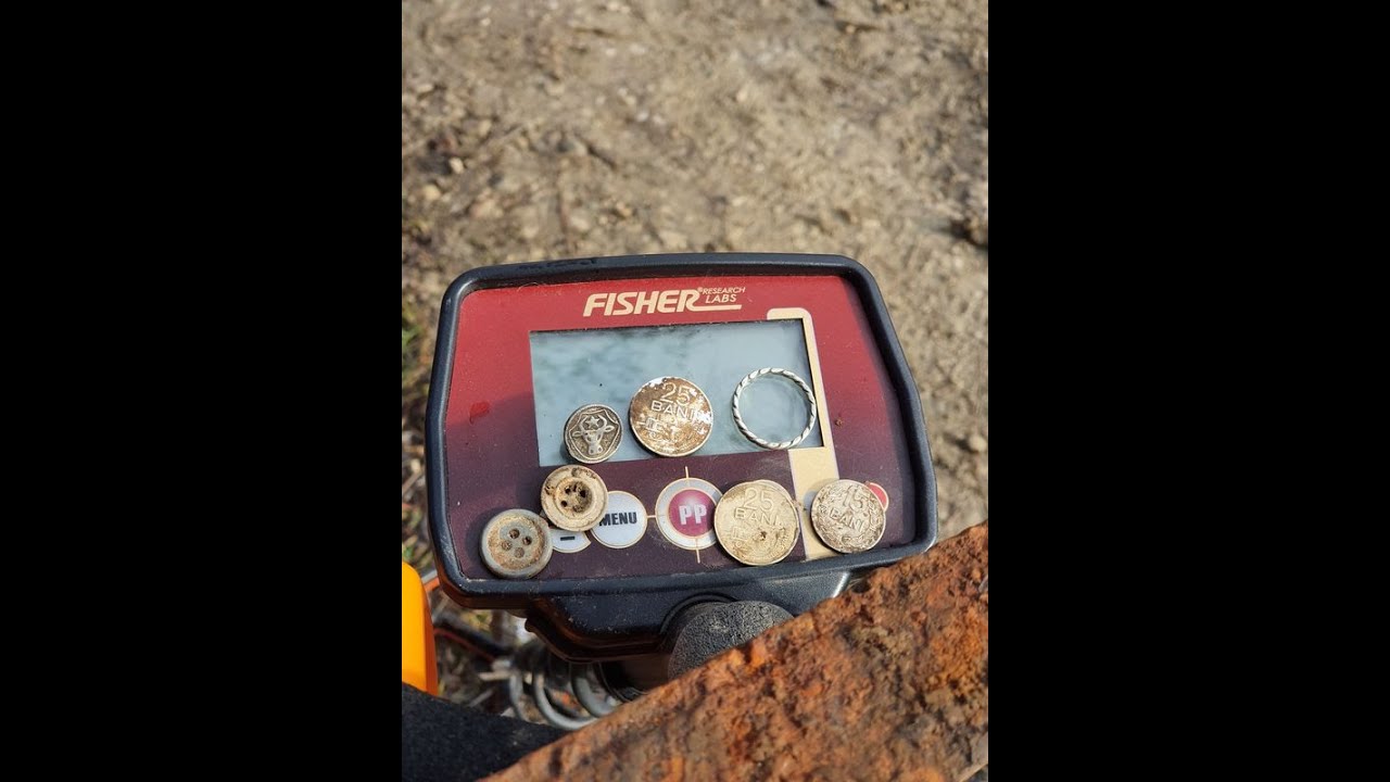 Mr. Detector~Inel Argint,Talanga,Monede,nasture Moldova~Silver ring, bell, coins, buttons Moldova!