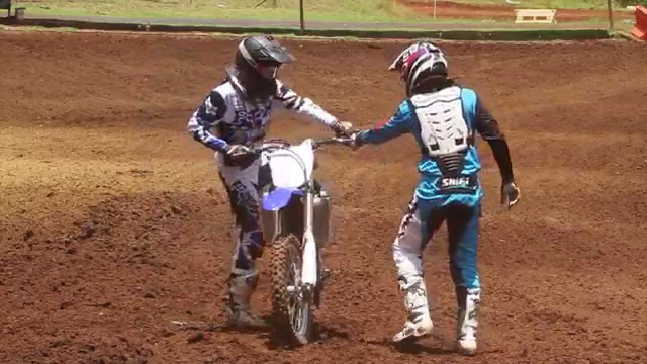 2014 YZ250F test by Motology