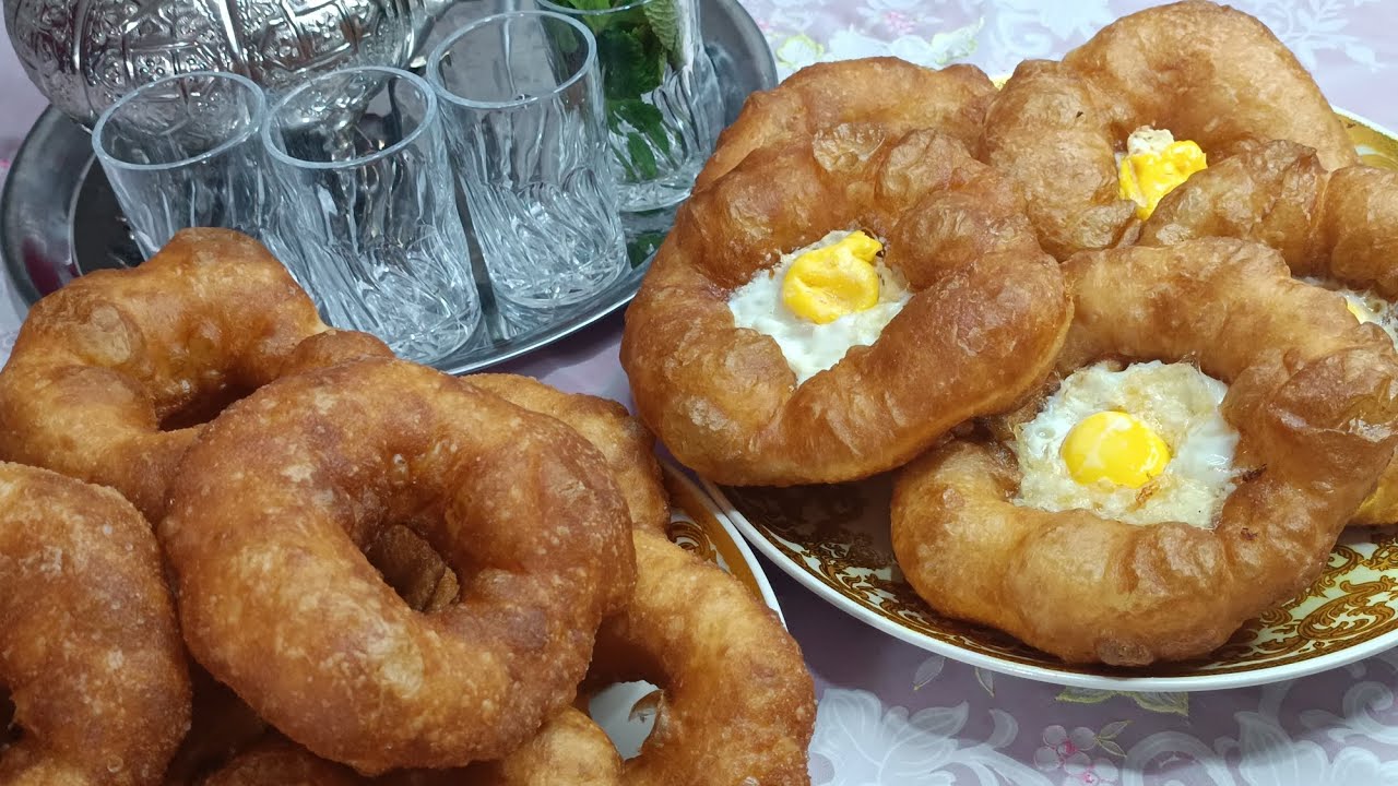 شكون عقل على السفنج بالبيض🤔🤫 السفنج بلدي على حقو وطريقو💯💯 كايجي غزال😍🤩 مقرمش🤤😋 ولذييييذ👑👑