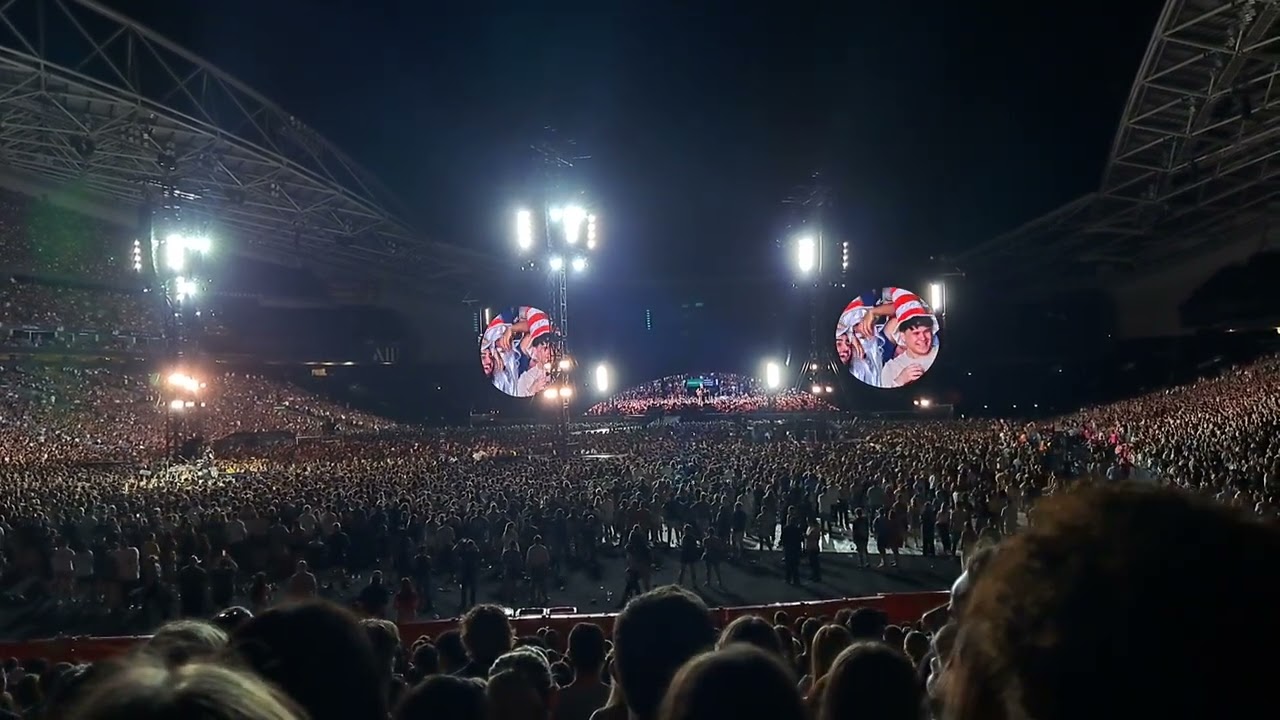 Coldplay (Sparks, Fix You, GOOD FEELiNGS, feelslikeimfallinginlove) - Sydney 2024