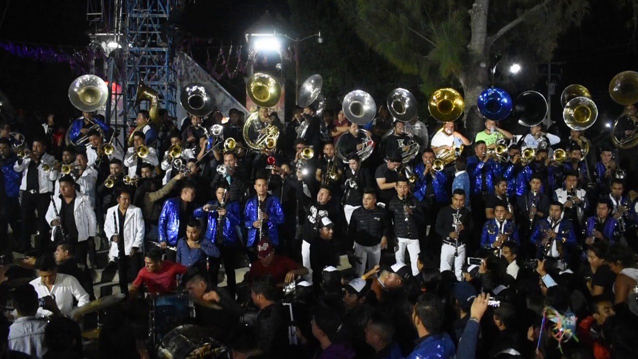 LA CANCIÓN MAS PEDIDA ESTE AÑO TOCADA  POR 5 BANDAS | RANGO