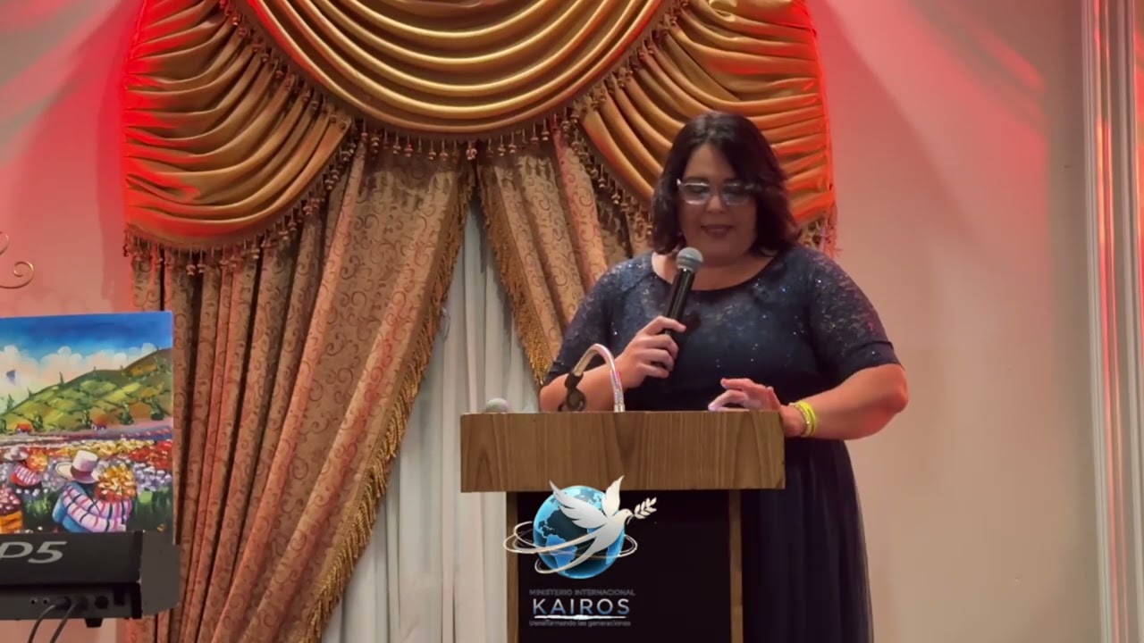 Noche de Gala predicadora Profeta Mycell Perez