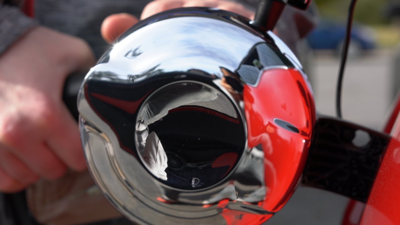 Chrome Delete: Gas Cap on a MINI
