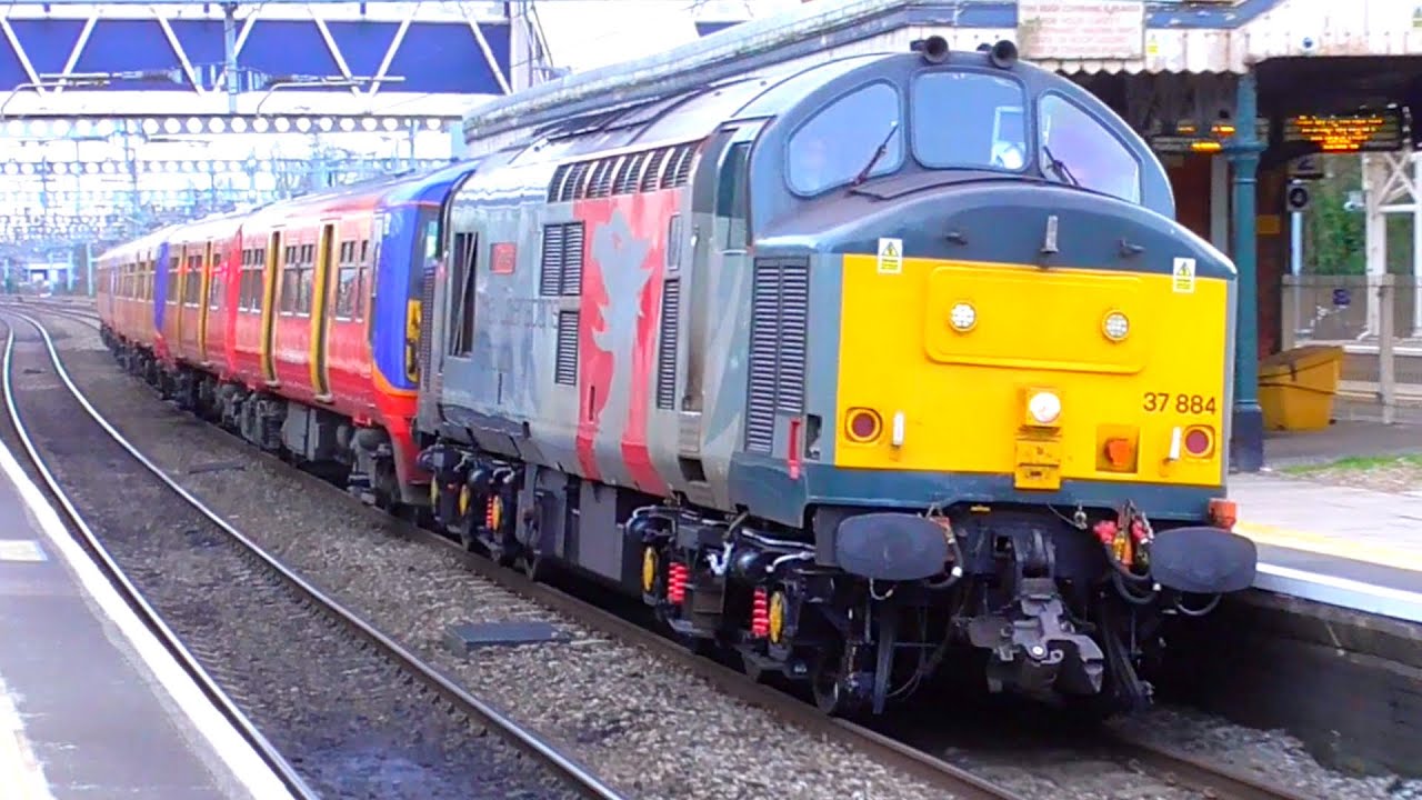 ROG Class 37s with ex-SWR Class 456 Storage Moves Passing Through Reading & Tilehurst - Jan/Feb 2022