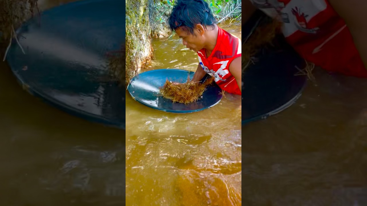 wow,,😱😱!! Finding Gold in River Sand?! Nature's Treasure!💰 Desember 2025⚒️