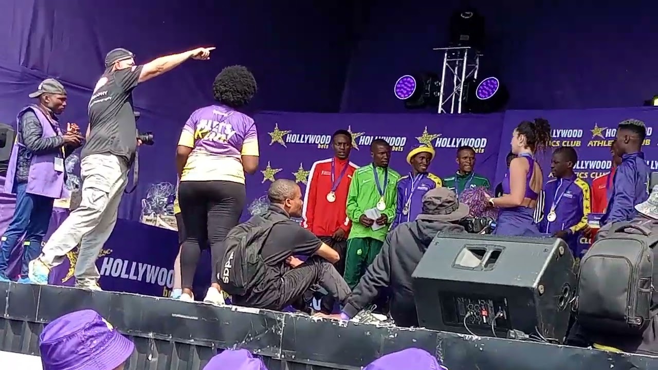 Hollywoodbets Durban 10km after race(2)