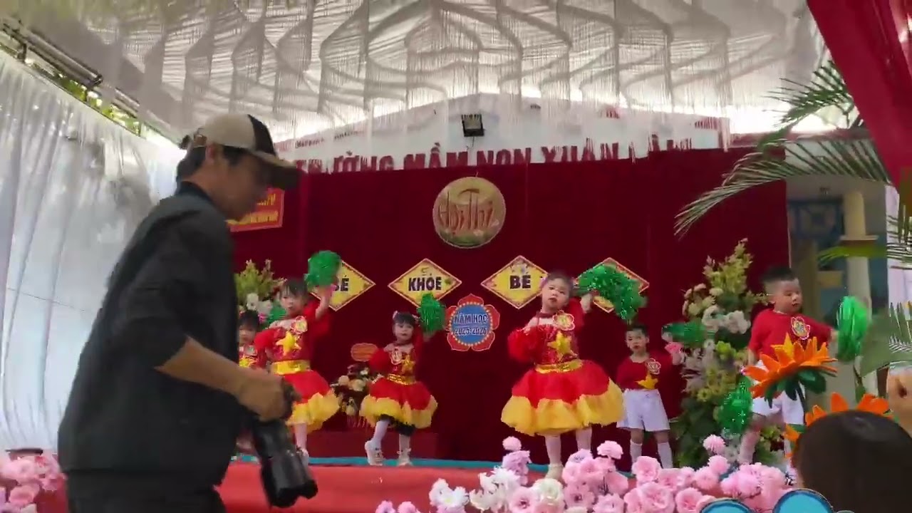 Nguyễn Tú Uyên 