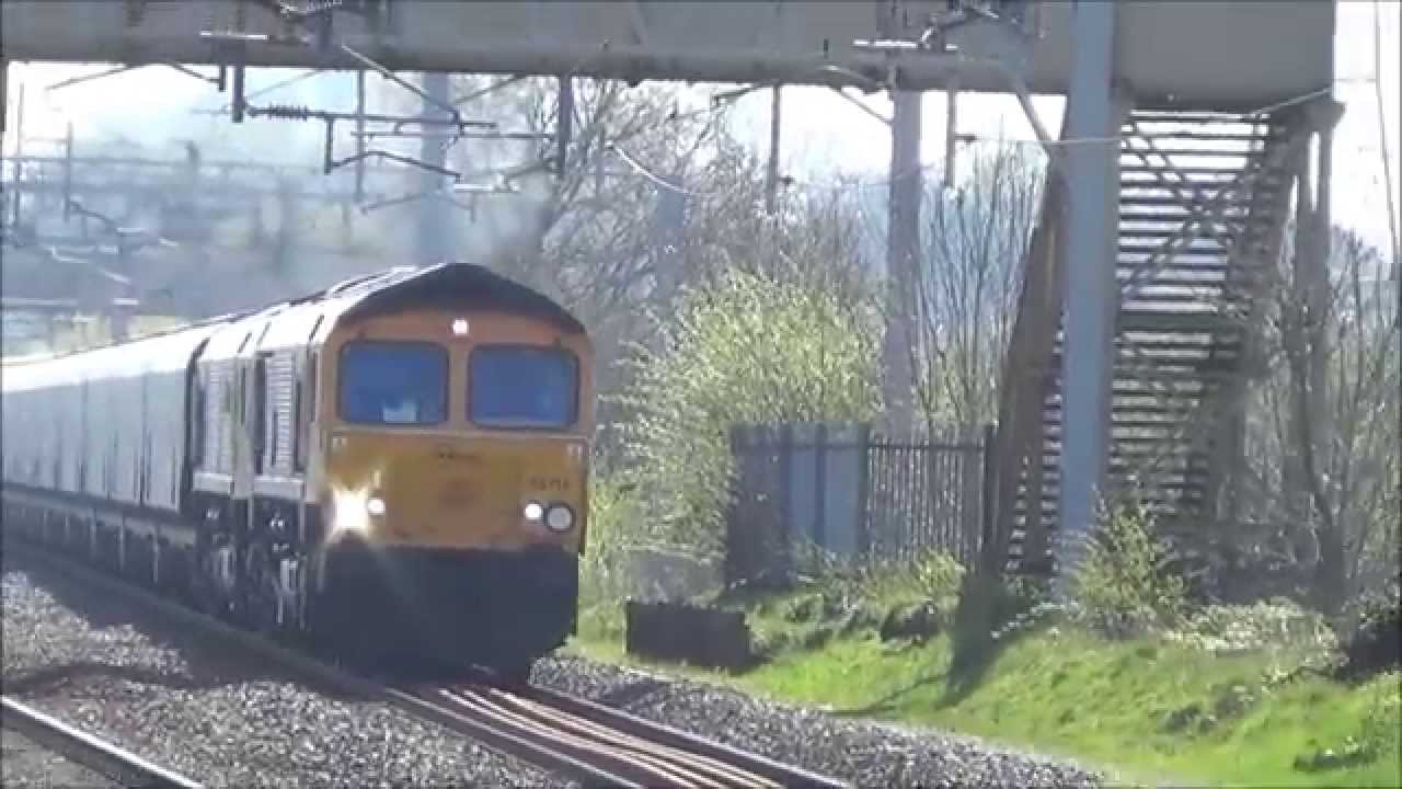 Tones, Freights and Class 68s at Acton Bridge 16/4/14