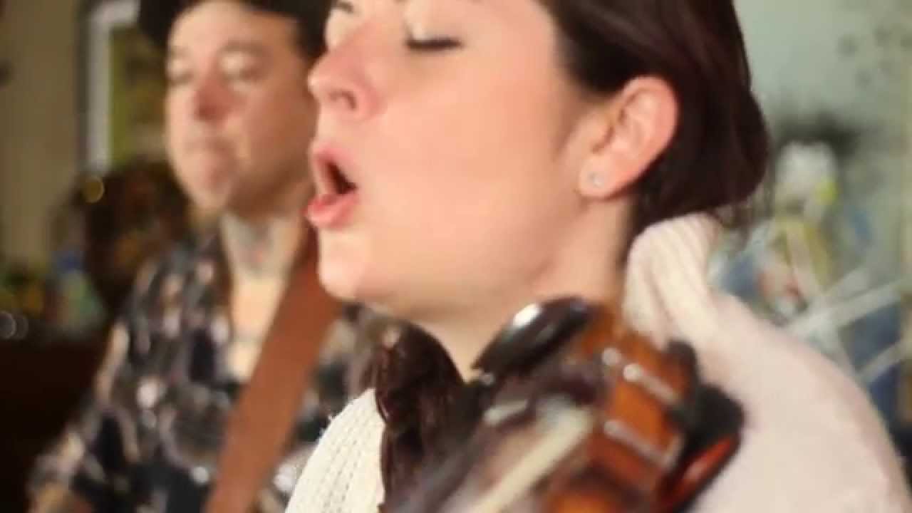 Prince Street Session - Urban Pioneers - Walk This Earth