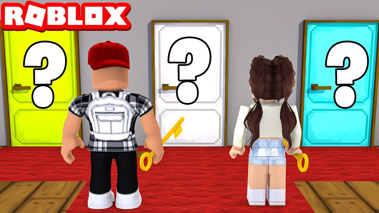 ROBLOX CHOOSE THE RIGHT DOOR....