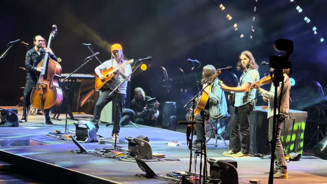 15 Steps by Billy Strings, Bridgestone Arena, Nashville, TN 2/21/26