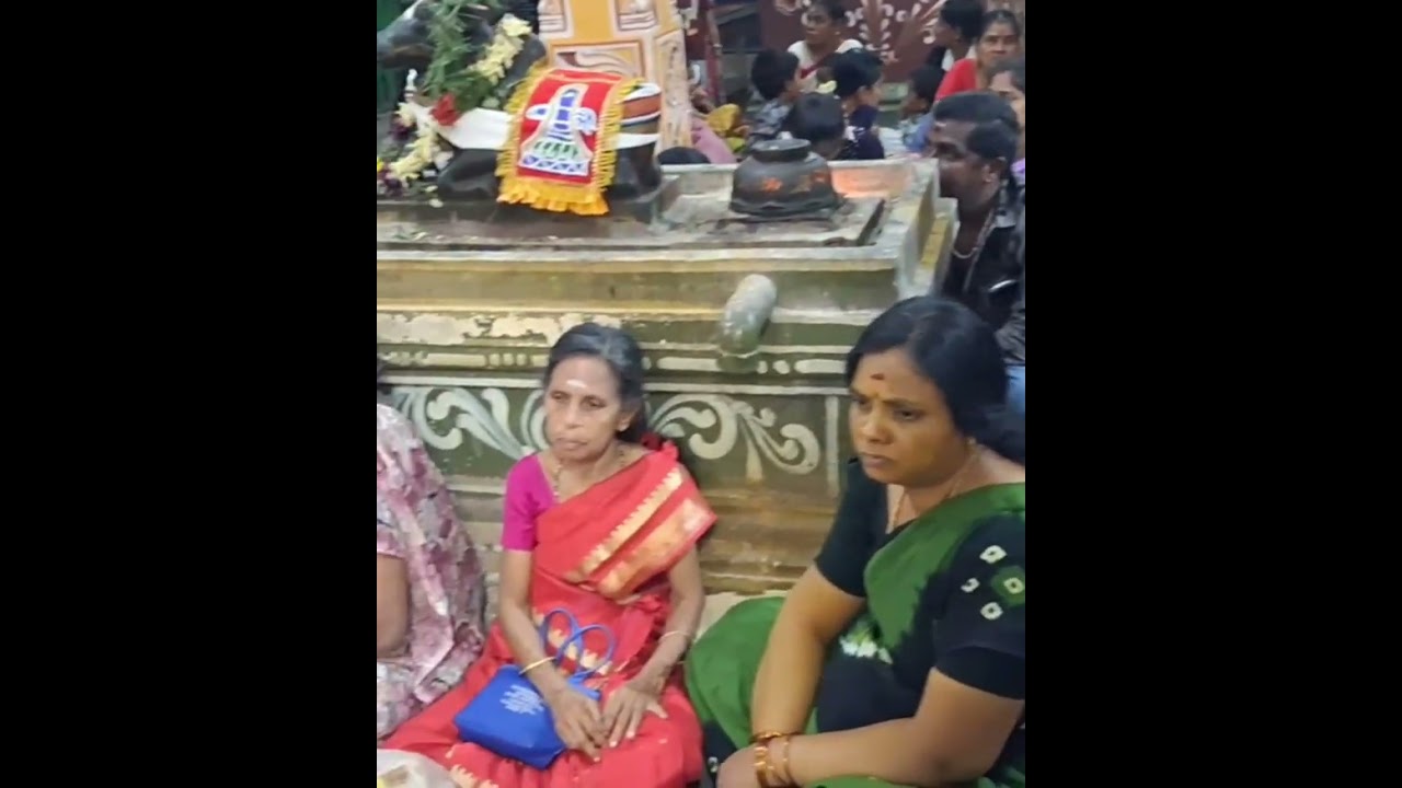 மதுரை நிலையூர் கைத்தறி நகர் மகா சிவன் ராத்திரி பூஜை சிறப்பாக நடைபெற்றது 
