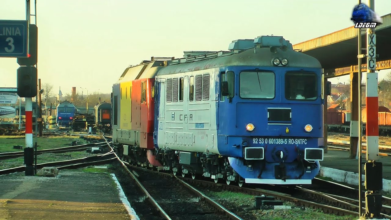 060-DA 60-1389-5 & Jimmy Tricolor 64-0920-0 & GM 64-1125-5 in Gara Oradea Station - 10 March 2020