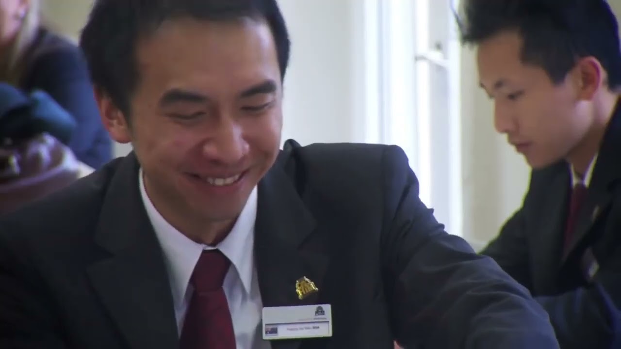 HIM Business School