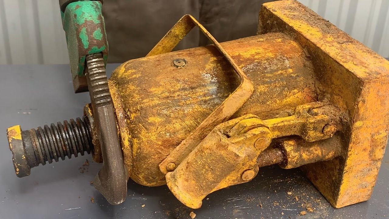 Restoration Like New Old Hydraulic Jack Rusted / Sửa Chữa Kích Thủy Lực 30 Năm Tuổi