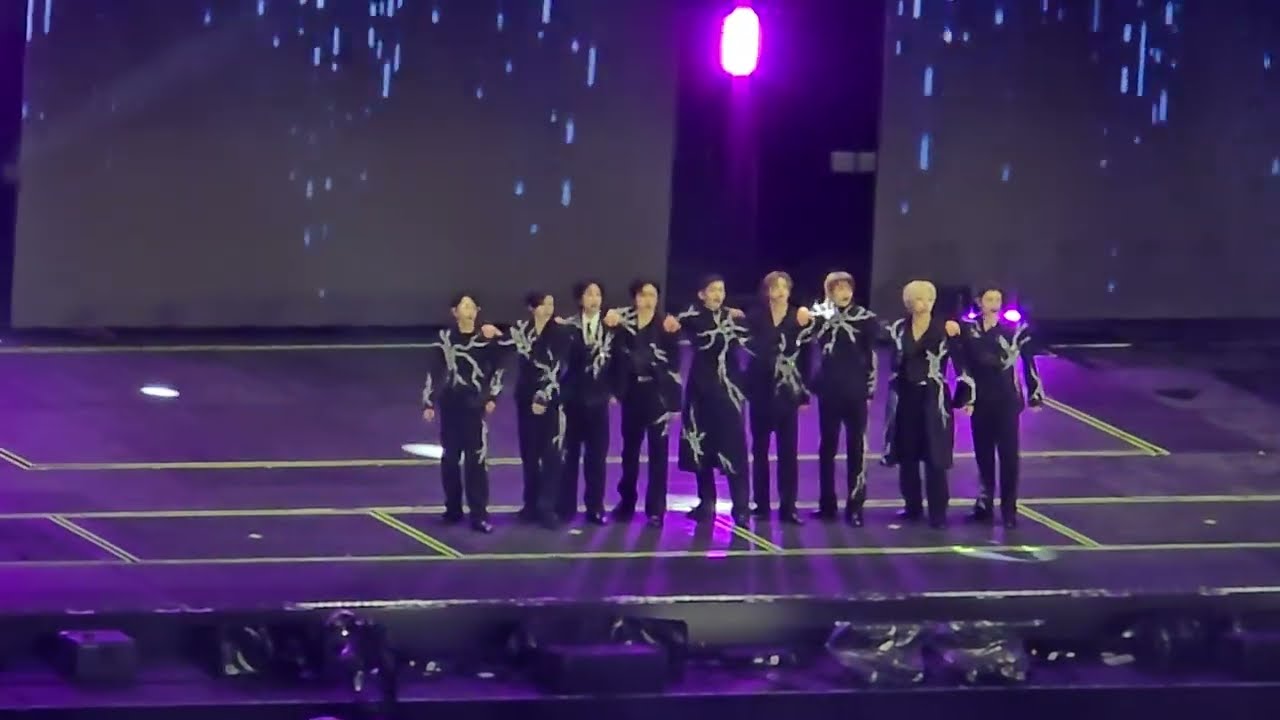 251214 &TEAM ①