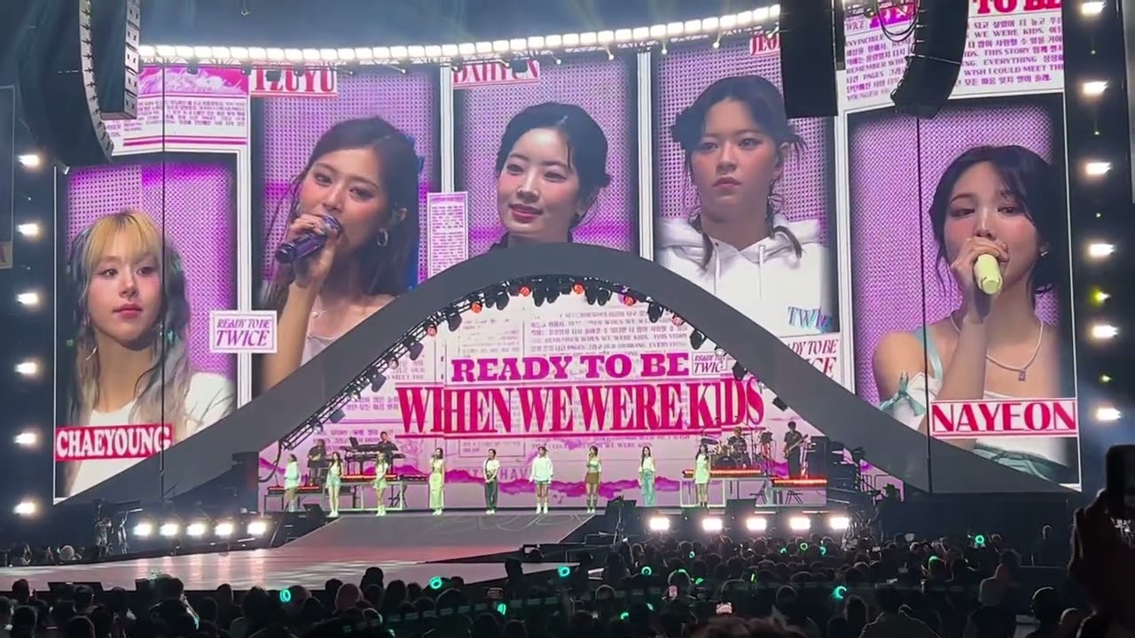 TWICE ( 트와이스 ) READY TO BE at Oakland Arena 230613 5th world tour - Day 2 ( part 5 )