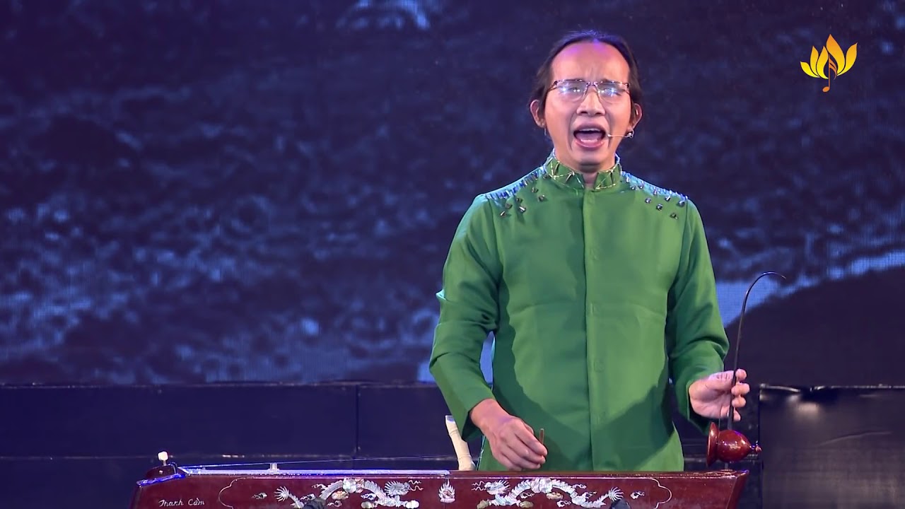 Hàng triệu người đã rơi lệ khi xem bản mashup Mẹ Tôi của hai nghệ sĩ Hà Chương - Thanh Thủy