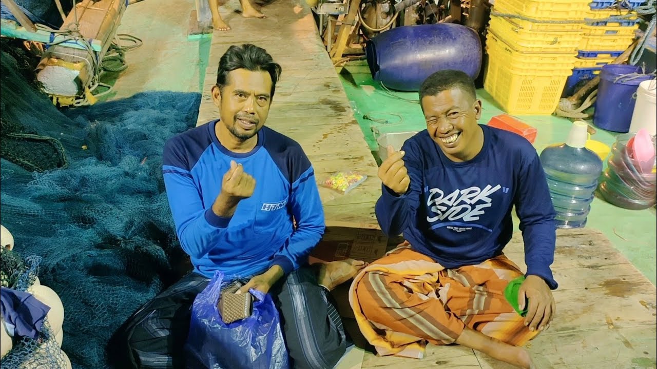 Vlog Aktivitas Nelayan Hari Ke dua di Tengah Laut - Nelayan Story