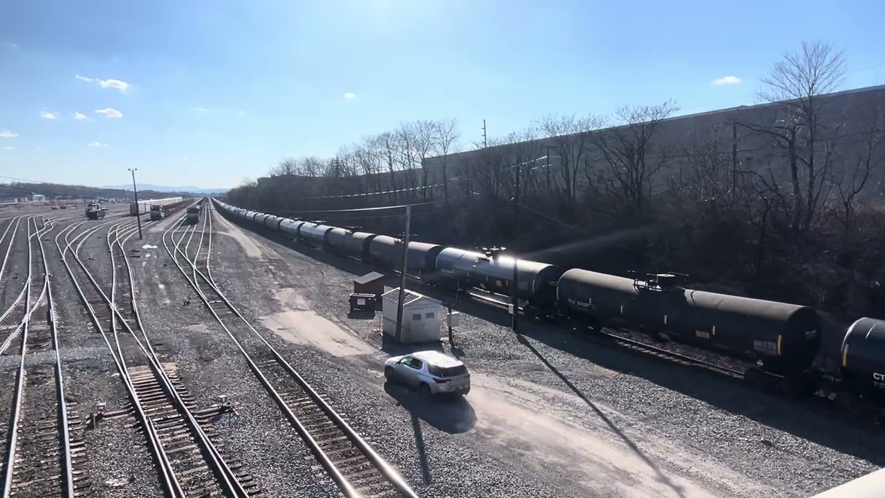 Norfolk Southern 65k westbound Ethanol with Kansas City’s southern engine Altoona, PA