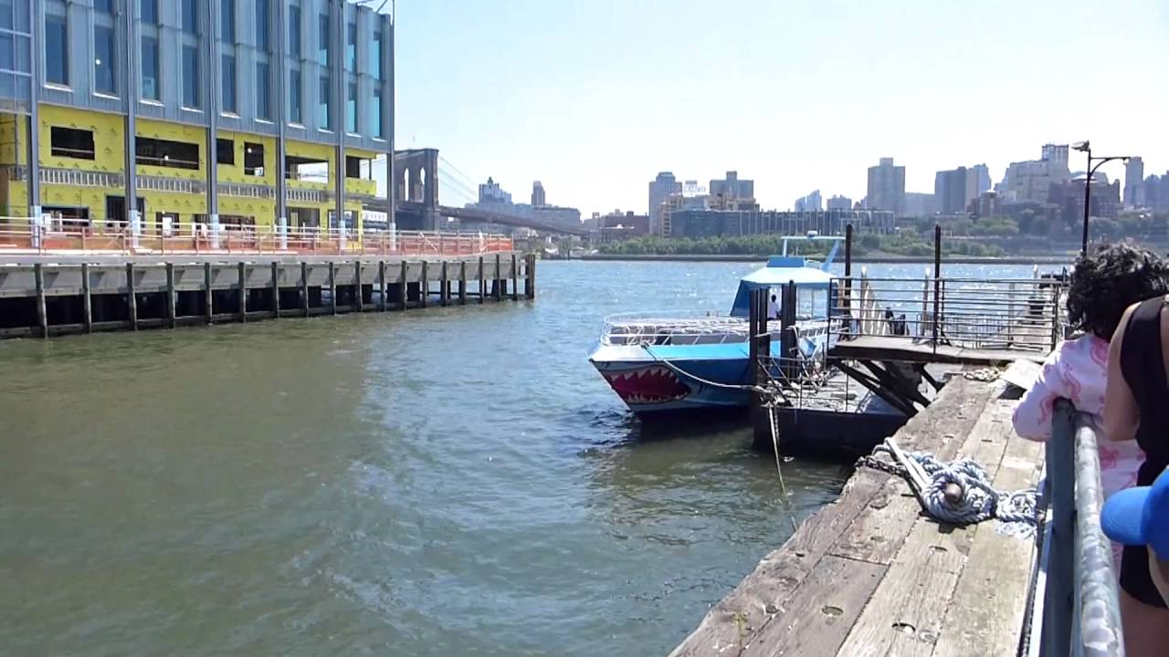 New York, New York - South Street Seaport - Pier 16 HD (2016)
