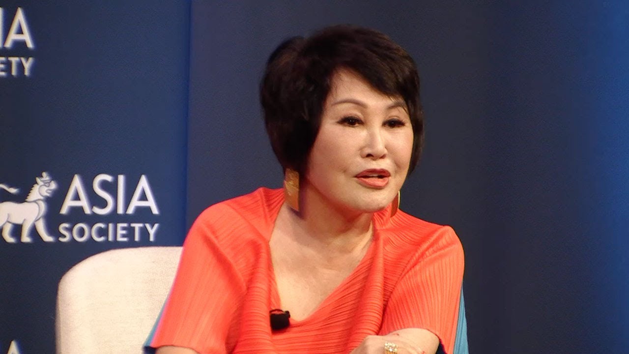 Cultural Icon, Cultural Ambassador: Yue-Sai Kan, “The Most Famous Woman in China”