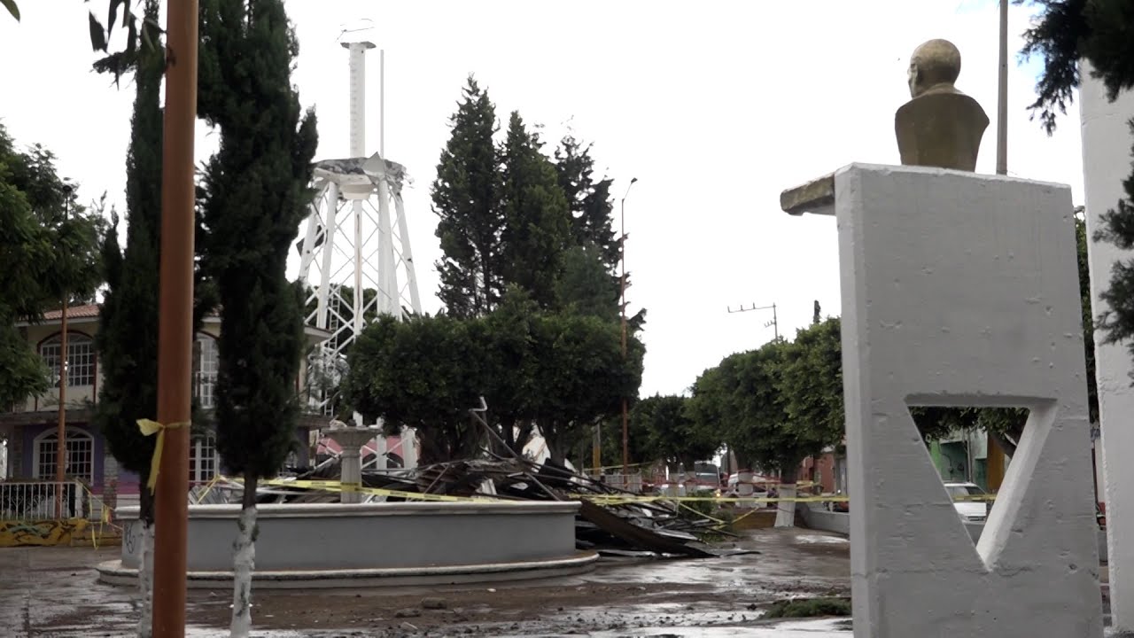 Caída de tanque elevado en Temaxcalac