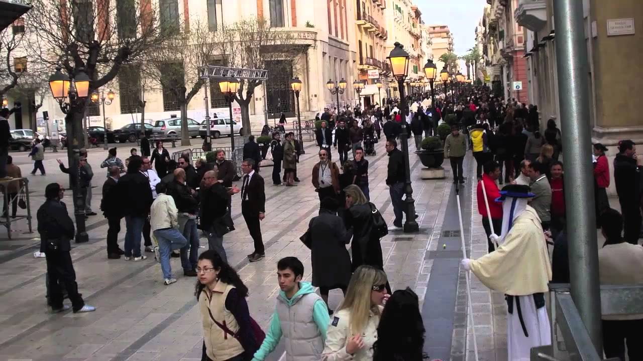 Riti della Settimana Santa a Taranto 2009 - Pellegrinaggio del Giovedì Santo ai 