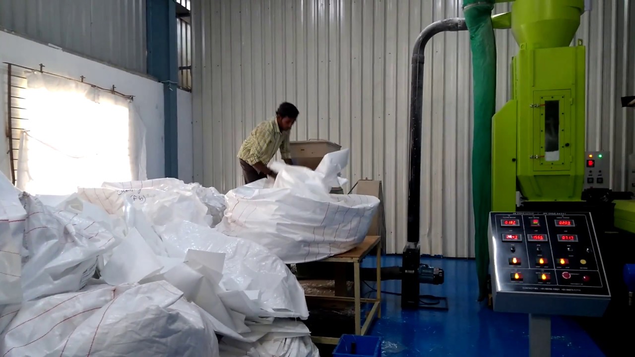 How to recycling PP FIBC super sack / Jumbo Bag in one step - No agglomerator or compactor needed.
