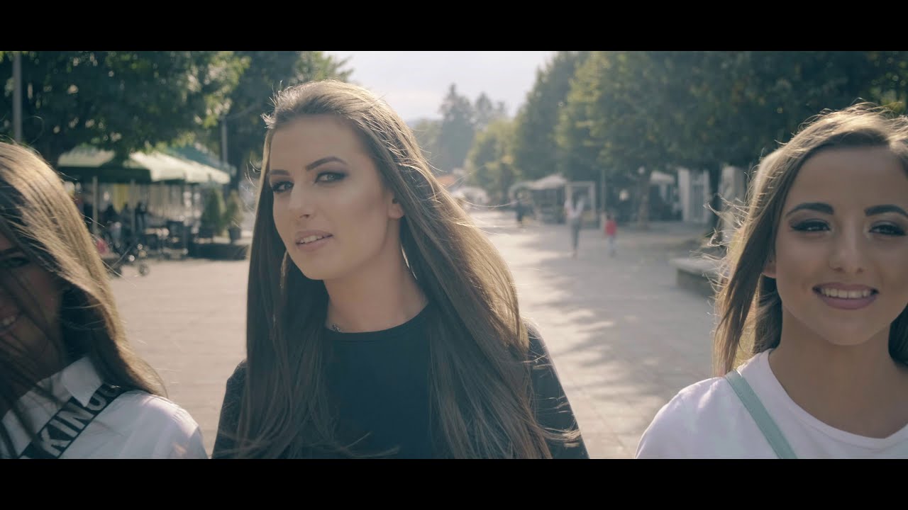 Andrijana Anci Dabetic - Mlad se Ivan kroz Berane seta (Official Video)