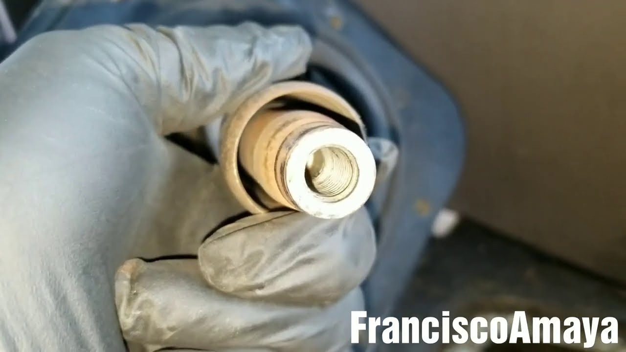 Freightliner Cascadia gear shifter lever bushing replacement 9 10 13 15 18 speed transmission