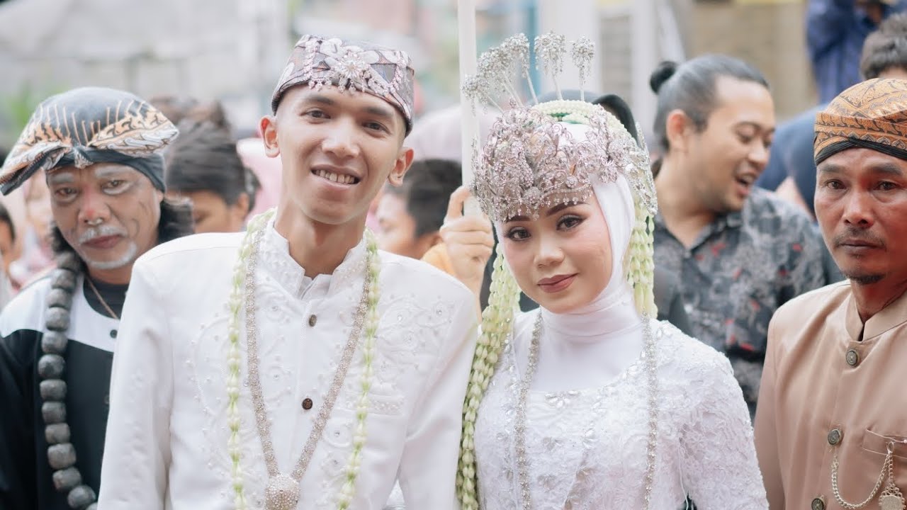 Pernikahan Adat Sunda Dari Pasangan Estuning Salamet Pamuji dan Jihan Fahira