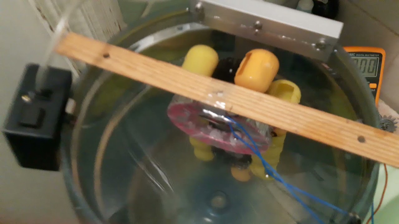 Пневмогидравлический поплавковый генератор (типа Рош). Pneumohydraulic float generator (Rosch type)