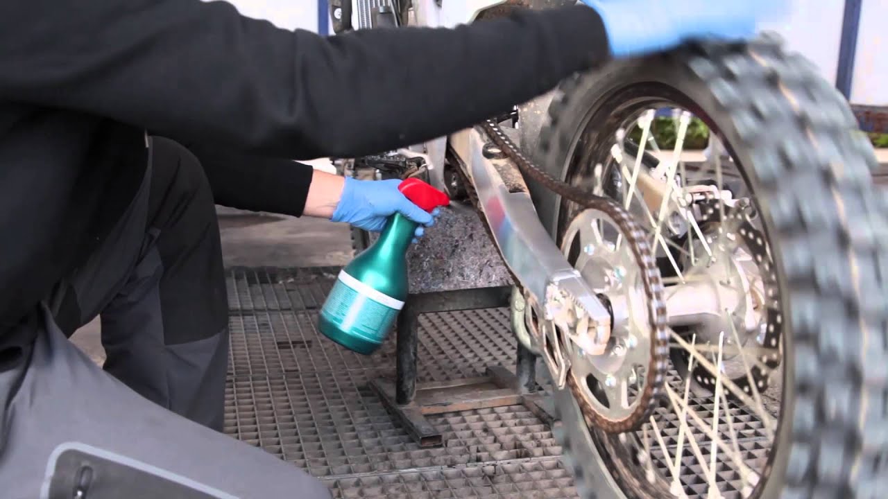 C&oacute;mo lavar bien la moto, por EnduroPro