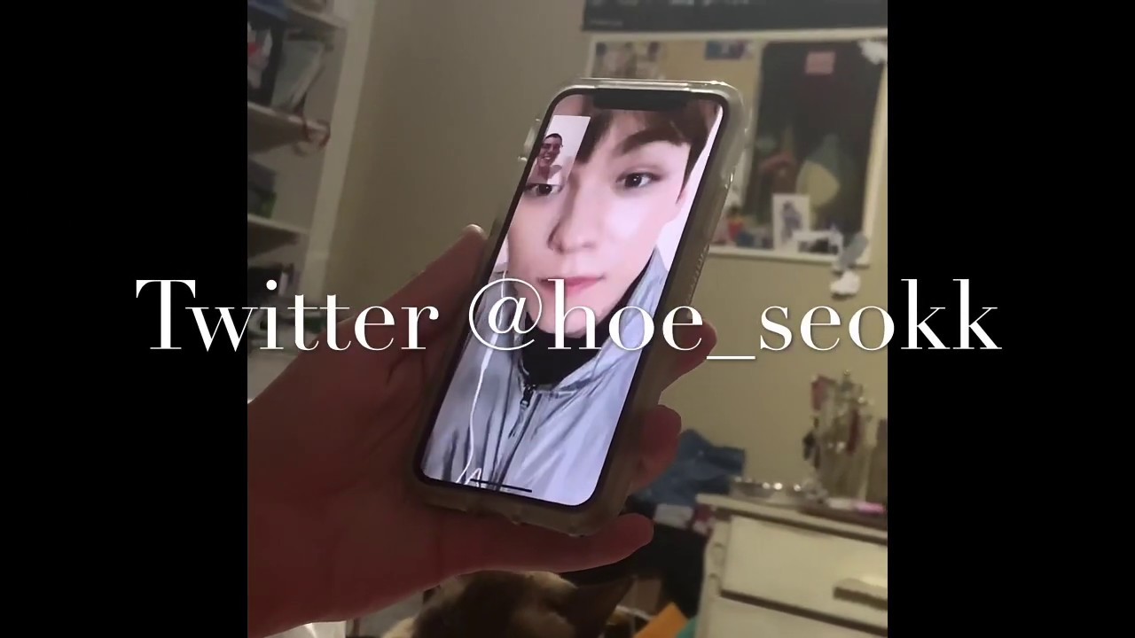 KTOWN4U Seventeen Fansign With Vernon