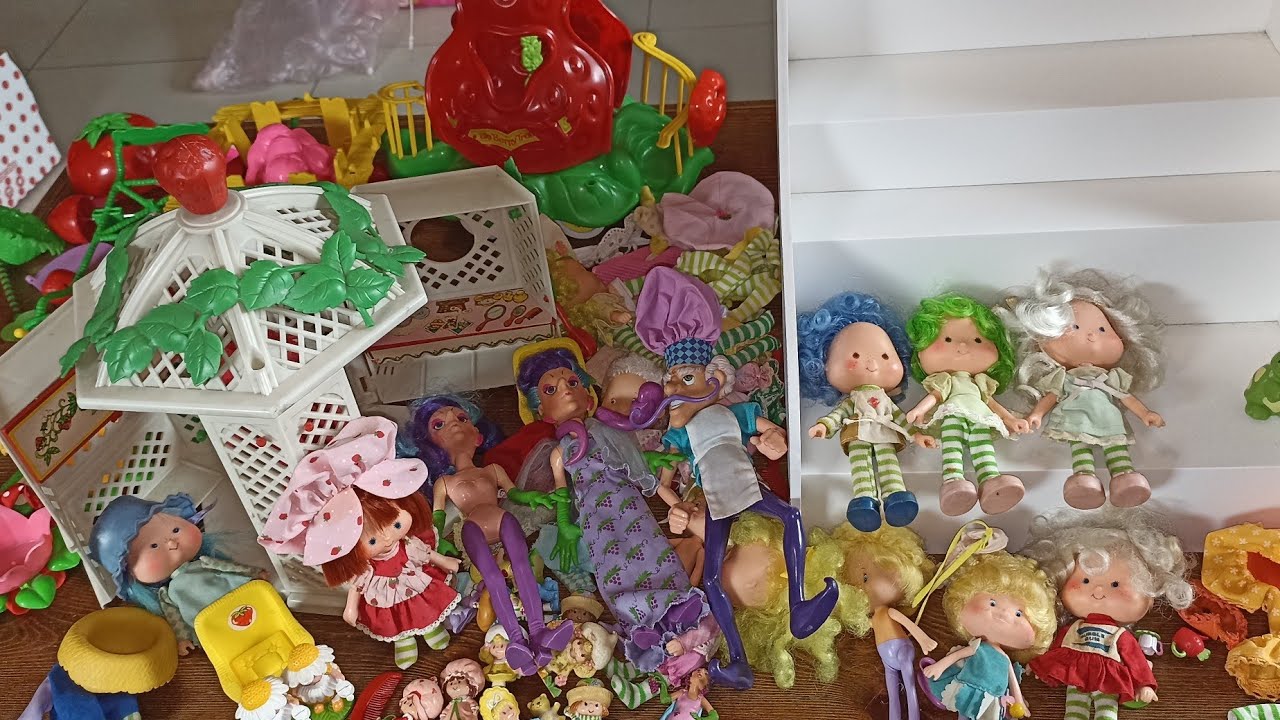 Gran Colección de Rosita Fresita Vintage! 🍓🍓 #coleccionista #video #tianguis #vintage #antigua