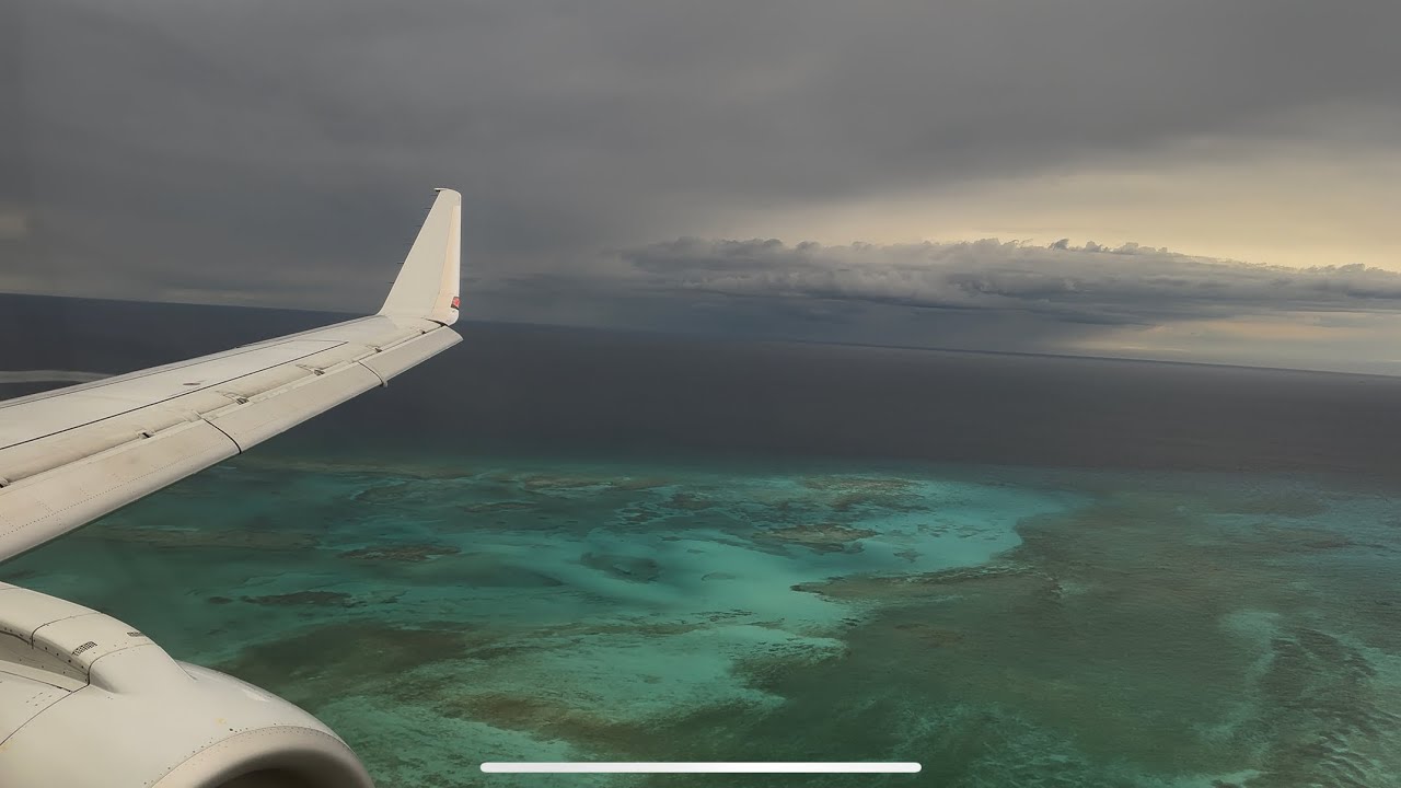 American Eagle E175 Landing, Nassau Bahamas