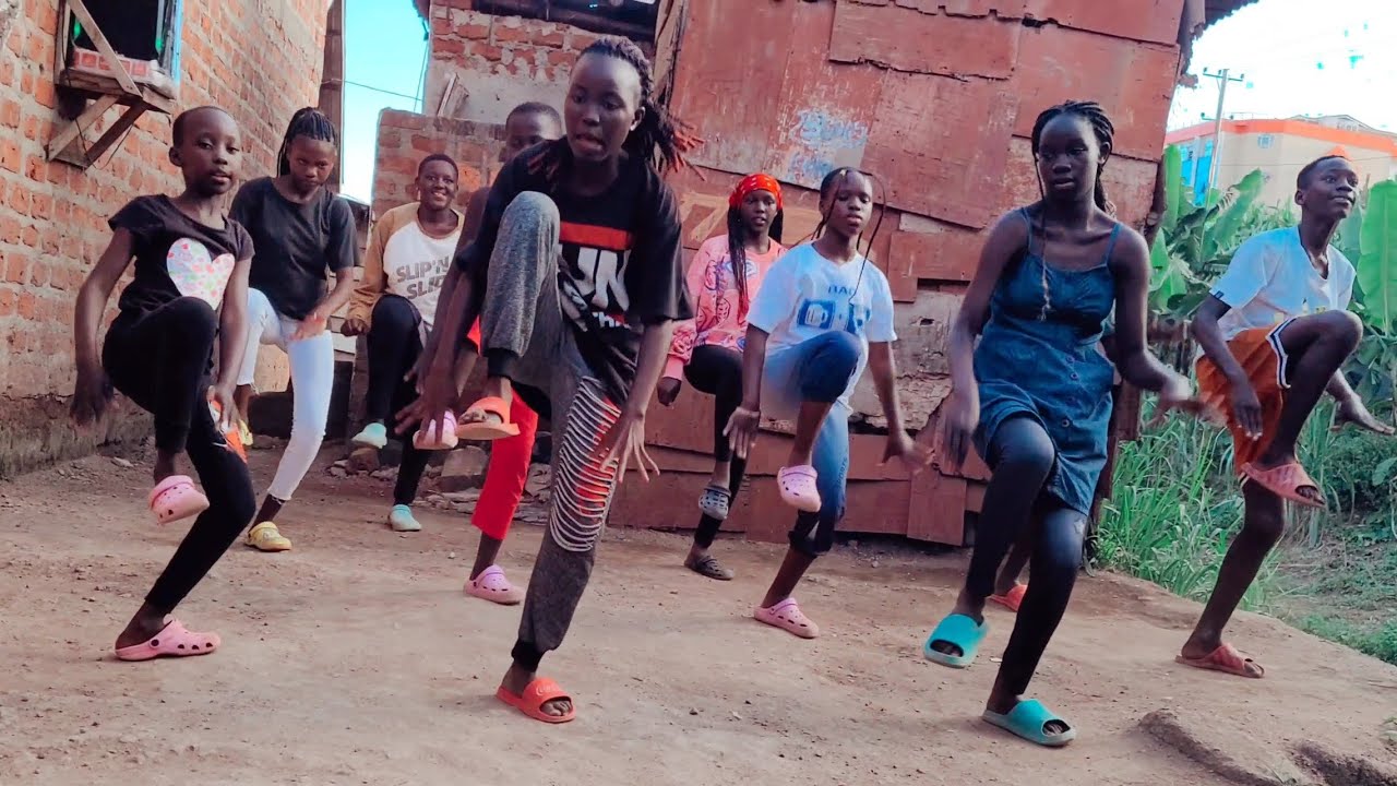 Joeboy - Likkle Riddim (Official Dance Video) by Street Talent Media #joeboy #viral #dance
