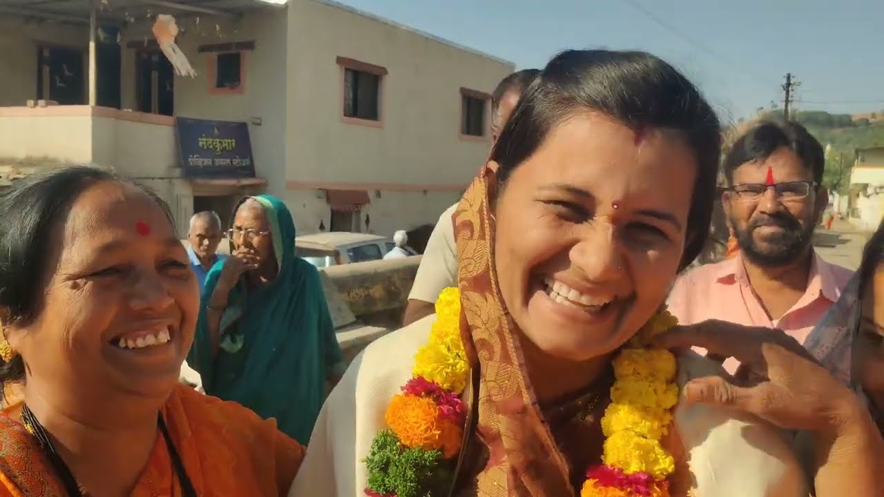@ पांगारे गावात महिलेचे मंगळसुत्र चोरास प्रतिकार करून पकडून दिले . फिल्मी स्टाईल थरार