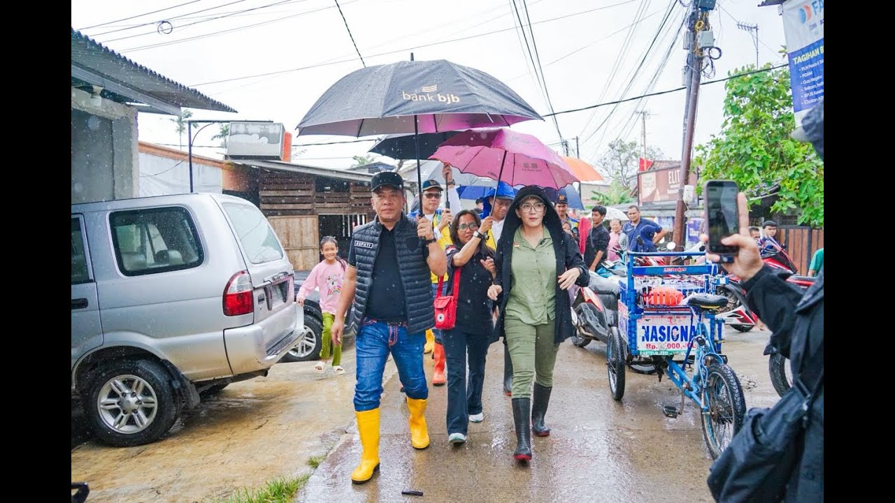 BUPATI KARAWANG BERIKAN SOLUSI  BANJIR KARANGLIGAR YANG SUDAH PULUHAN TAHUN