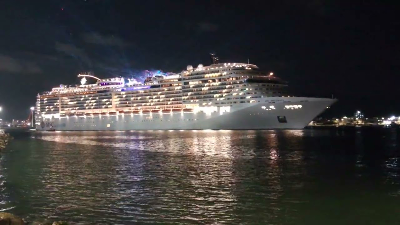 Navio do ano novo