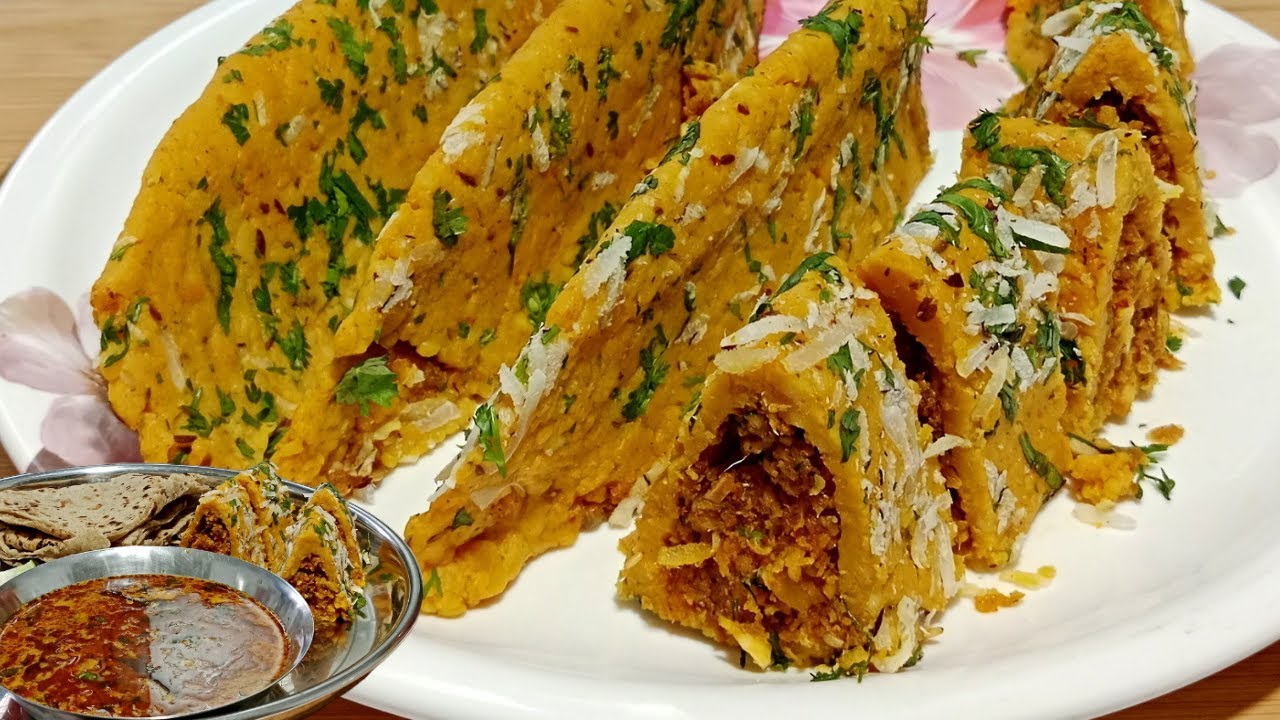 Authentic Maharashtrian Recipe | Maswadi with Gravy | Authentic Village Food