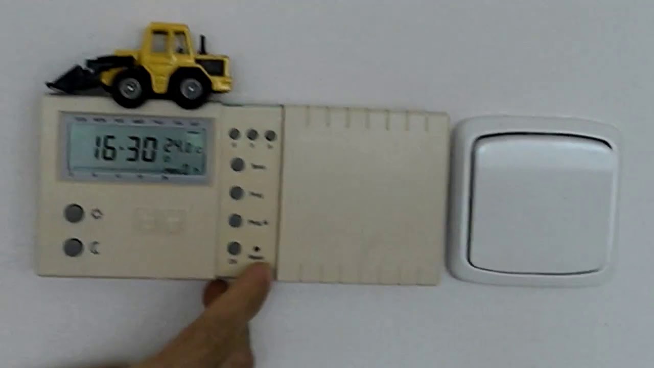 PŘENASTAVOV&Aacute;N&Iacute; TERMOSTATU!