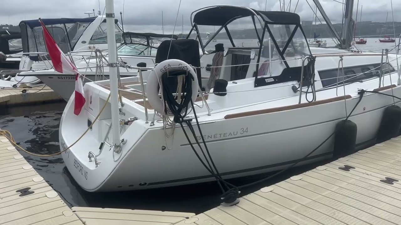 One of the great Beneteau models, this 2012 Beneteau 34 did not disappoint! Extremely clean boat!