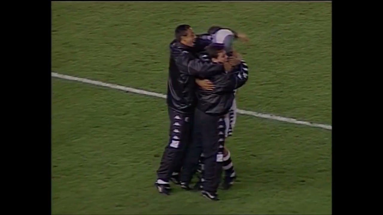 River Plate 1 x 1 Vasco - Libertadores 1998 - Gol de Juninho Pernambucano