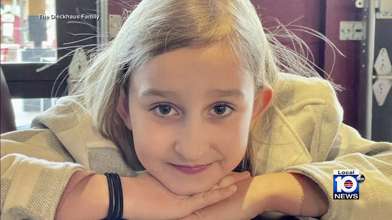 Mourners gather for girl's funeral after school shooting