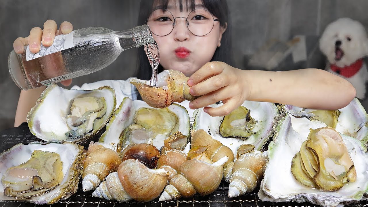 Ешьте гигантских устриц и трубачей на гриле🦪🐚Mukbang ASMR