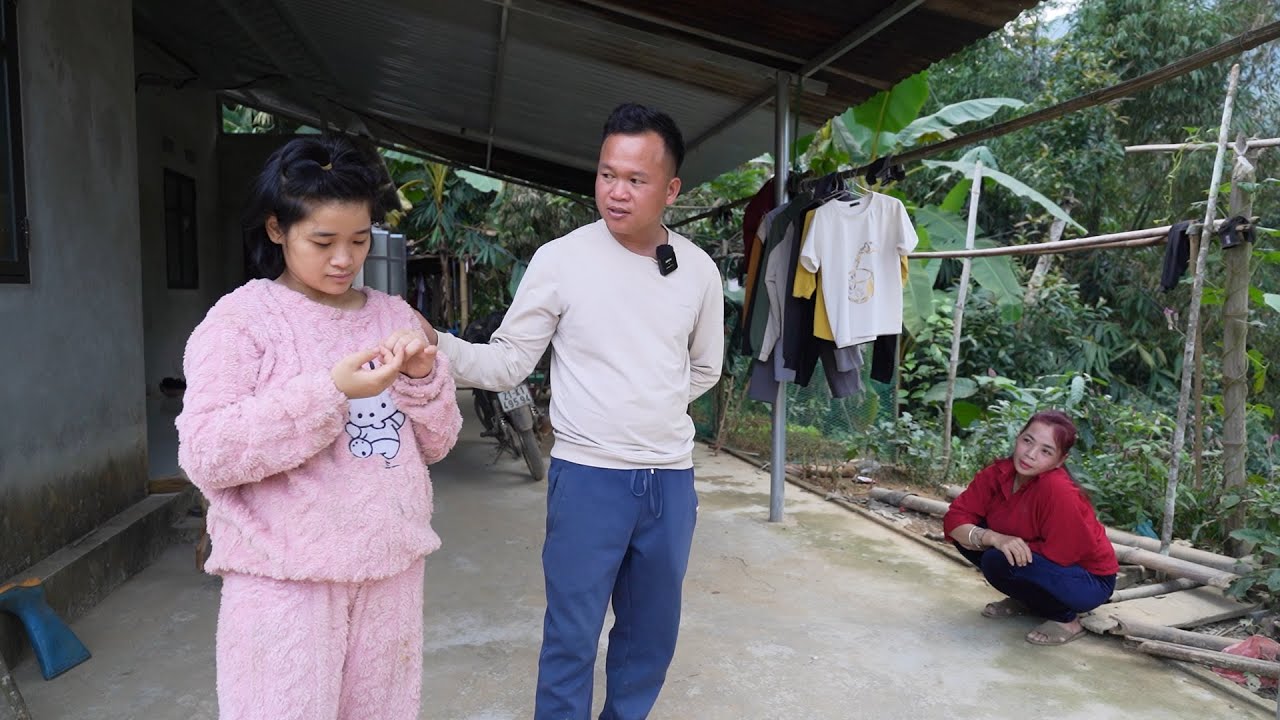 Lên thăm bé Sao Ngố bất ngờ nghe tin có bầu 4 tháng con rể hơn mẹ vợ 14 tuổi