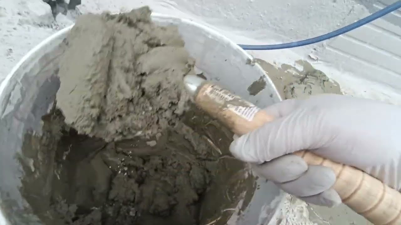 Diy 泥作施工拌土膏 / 露台積水/自己買水泥砂黏著劑施工 想了很久終於用了 / 振宇五金購買材料