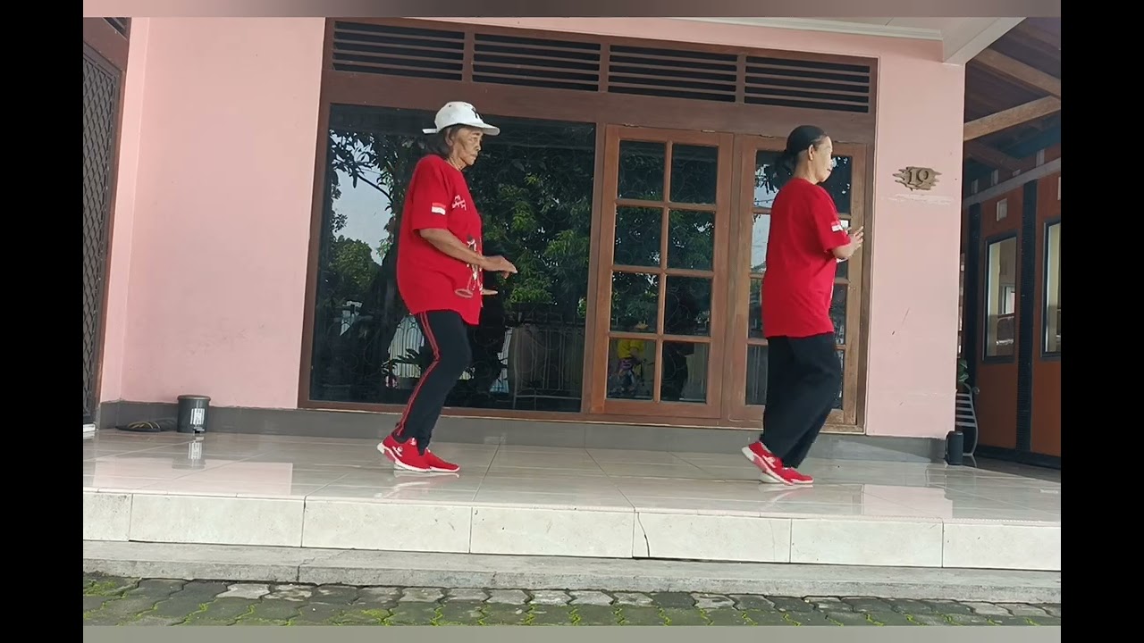 Mendadak Romantis\\ Line Dance \\By:  Nani Bram (INA) & Jonita Sjah (INA)